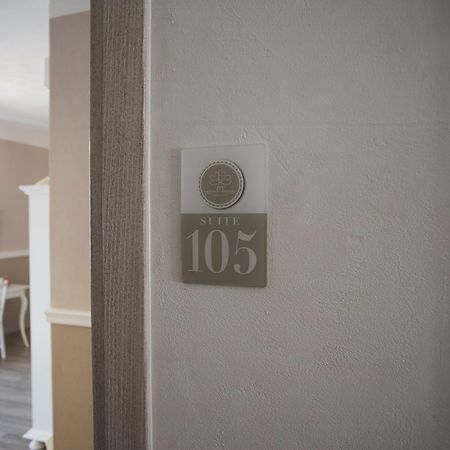 Les Suites Magnolia Ольбия Экстерьер фото