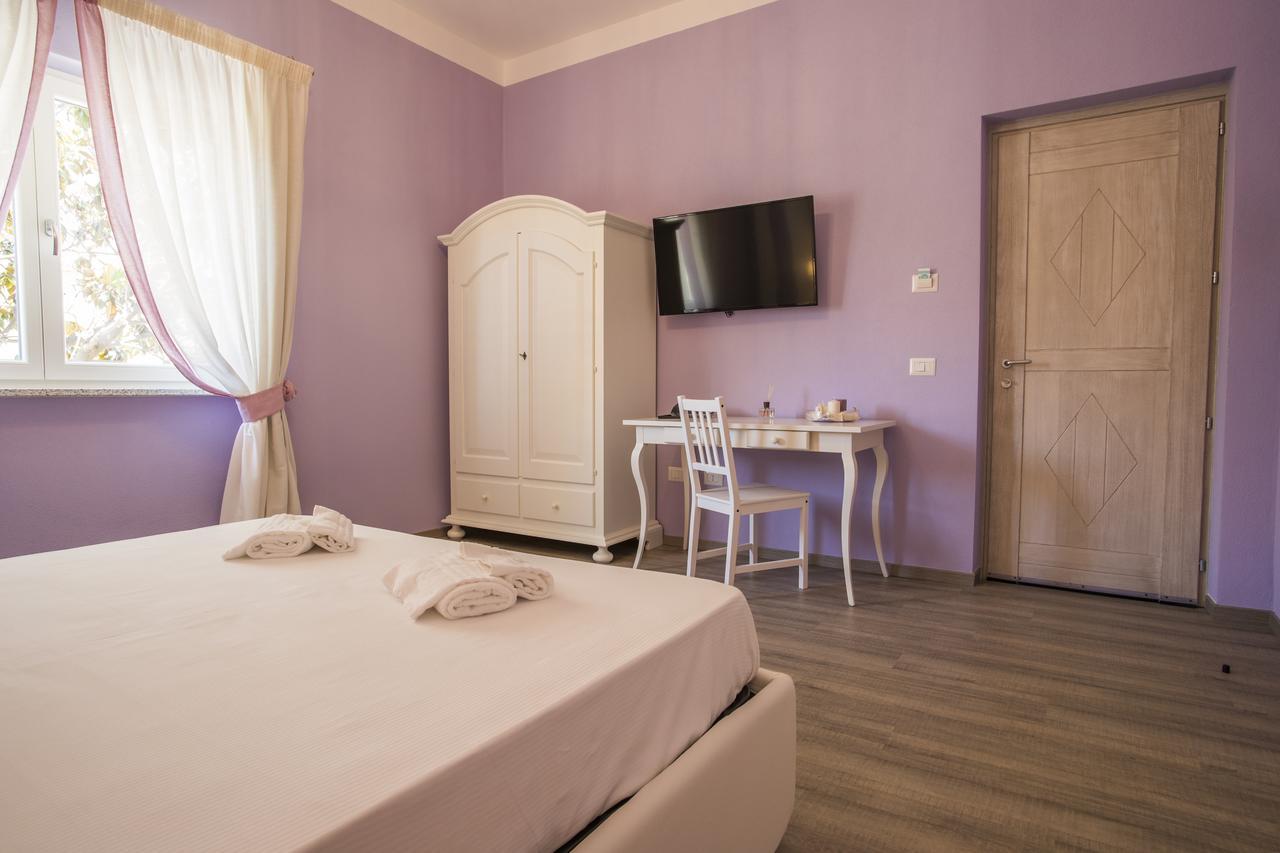 Les Suites Magnolia Ольбия Экстерьер фото